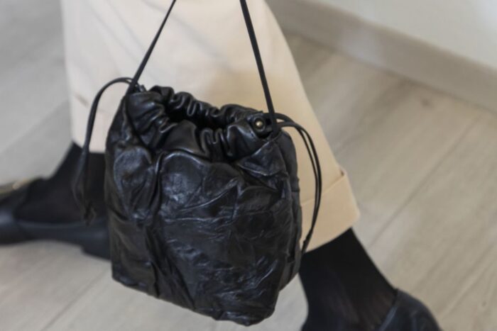 borsina-in-pelle-a-coulisse.jpg