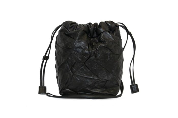 mini-borsa-a-sacchetto-pelle-plissettata.jpg