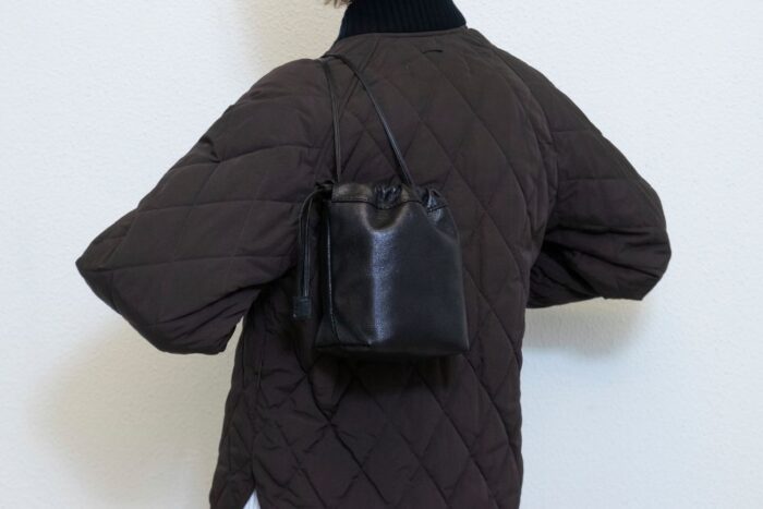 mini-bag-nera-inverno-2023-shop-online-paola-simeone-brand