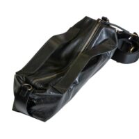 borsa-a-mano-con-tracolla-regolabile-in-pelle-invecchiata-colore-nero