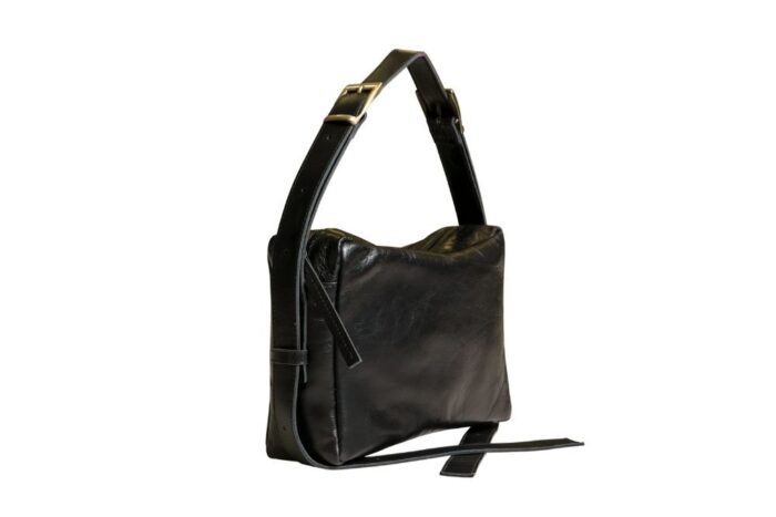 borsa-artigianale-a-spalla-pelle-nero-old-english