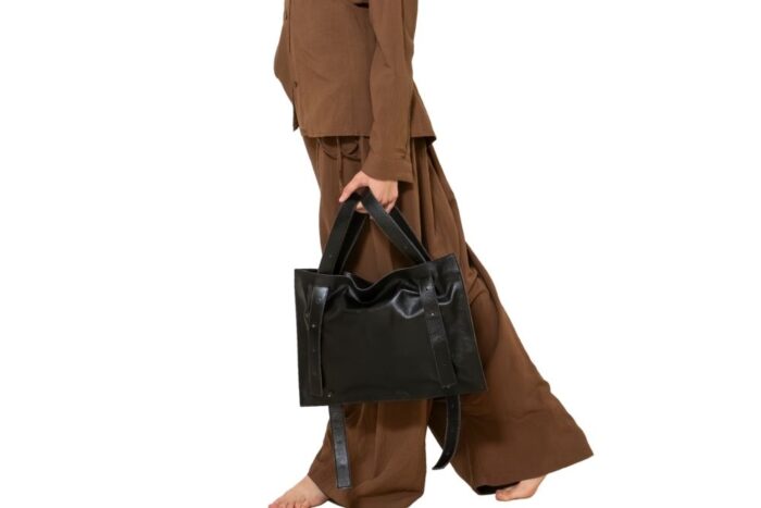 CARTELLA – borsa in pelle colore nero - immagine 3