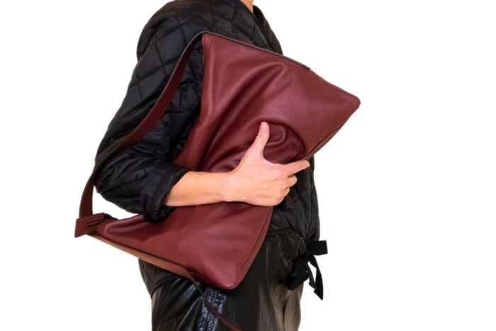 borsa-a-spalla-femminile-pelle-colore-bordeaux