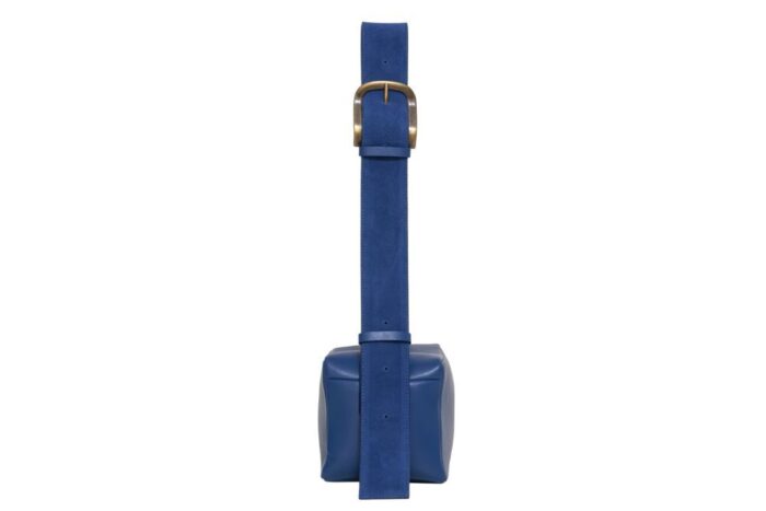 borsa-a-tracolla-larga-in-pelle-bluette-paola-simeone
