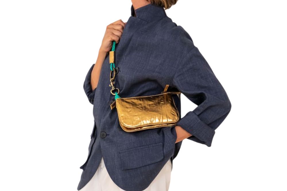 borsa-piccola-oro-doppio-scomparto-tracolla-verde-regolabile