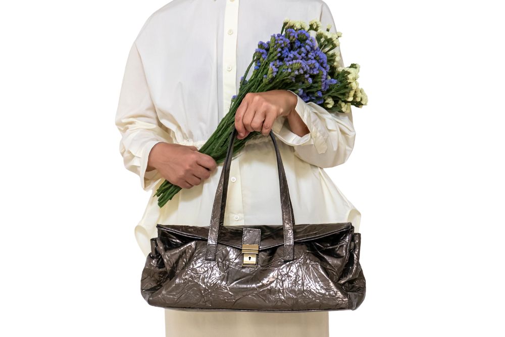 borsa-a-spalla-pelle-laminata-paola-simeone