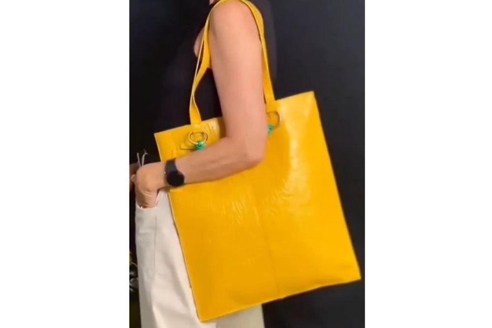 shopper-pelle-increspata-gialla